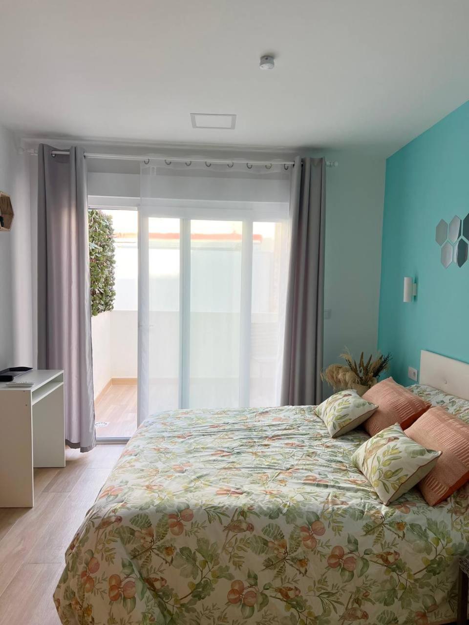 Pension Alicante Bergez Exterior photo